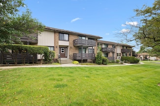 167 Sierra Vista Ln, Valley Cottage, NY 10989