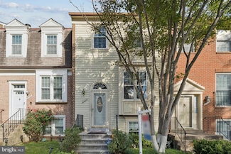 2777 Grovemore Ln, Vienna, VA 22180