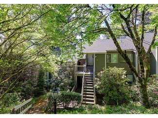 44 Eagle Crest Dr Unit 37, Lake Oswego, OR 97035