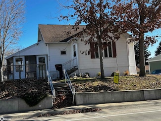 412 24th St, Fort Madison, IA 52627