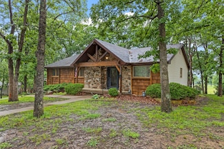 1004 White Oak, El Dorado Springs, MO 64744