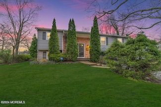 8 Dutch Valley Rd, Howell, NJ 07731