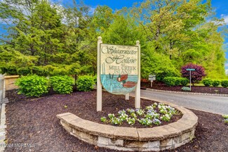 137 Spoon Bill Hollow, Bayville, NJ 08721