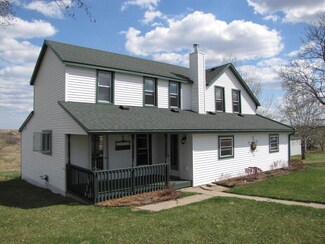 20415 N Woods Ln, Richland Center, WI 53581