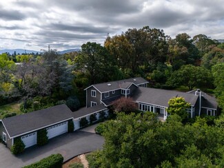 10850 Beechwood Ln, Los Altos, CA 94024