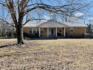 276 Pumpkin Ridge Rd, Dover, TN 37058