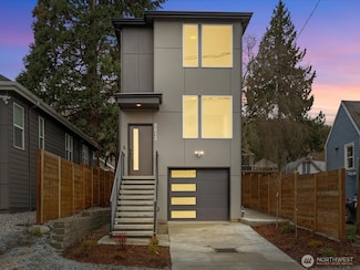 8813 3rd Ave S, Seattle, WA 98108