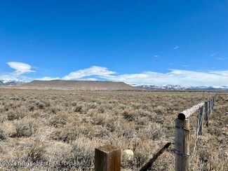 18 Hay Meadow Dr, Pinedale, WY 82941