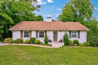 1133 Franklin Dr, Maryville, TN 37801