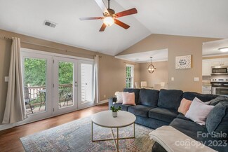 3200 Selwyn Farms Ln Unit 7, Charlotte, NC 28209