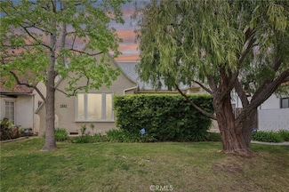 1541 Ellsmere Ave, Los Angeles, CA 90019