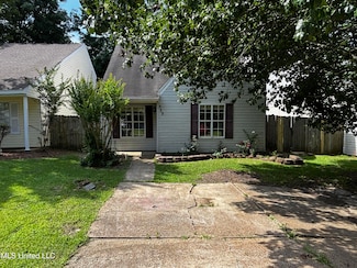 329 N Grove Cir, Brandon, MS 39047
