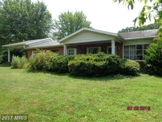 10266 Wv Route 9, Hedgesville, WV 25427