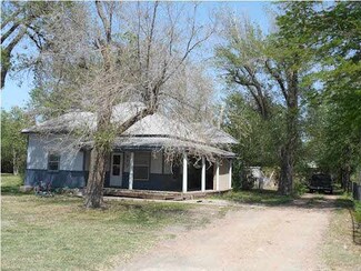 410 N Burrton Ave, Burrton, KS 67020