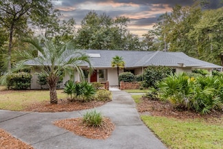 10 Teal Ln, Hilton Head Island, SC 29926