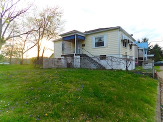 1216 S 4th St, Ironton, OH 45638