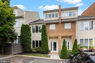 104 Hilltop Rd Unit 4, New Hope, PA 18938