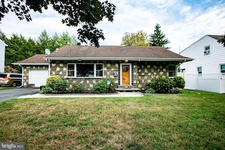 241 Richland Ave, Trenton, NJ 08629