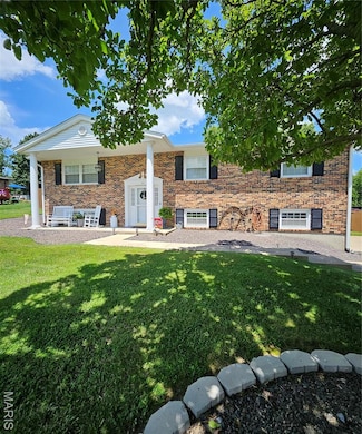 22 Settlers Trail, Hannibal, MO 63401