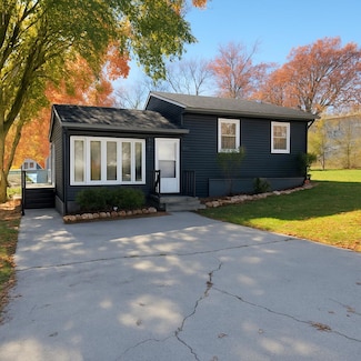 8207 W 127th Ave, Cedar Lake, IN 46303