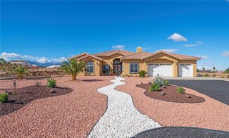 7132 Christina Rd, Oak Hills, CA 92344