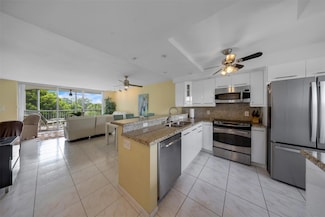 3900 Oaks Clubhouse Dr Unit 405, Pompano Beach, FL 33069