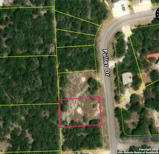 2025 Fuller Dr, Canyon Lake, TX 78133