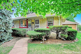 2029 Lloyd Ave, Waukegan, IL 60085