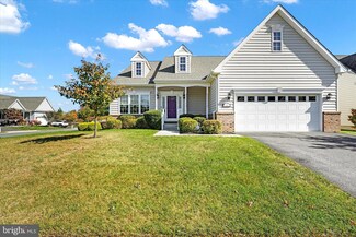 1 Devalinder Dr, Newark, DE 19702