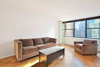 301 E 45th St Unit 15D, New York, NY 10017