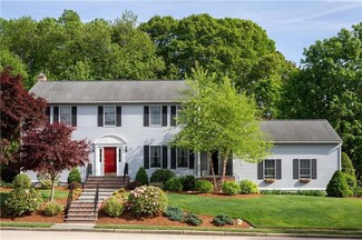 348 Brookline Dr, Warwick, RI 02886