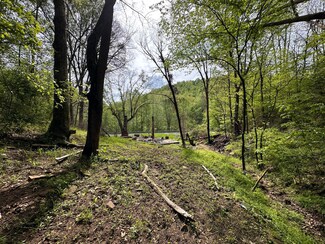 11671 Kentucky 11, Woollum, KY 40906