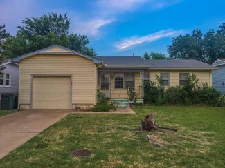 62 Shirley Ln, Edmond, OK 73003