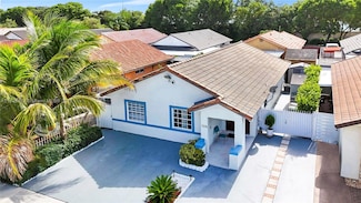 7578 W 30th Ln, Hialeah, FL 33018
