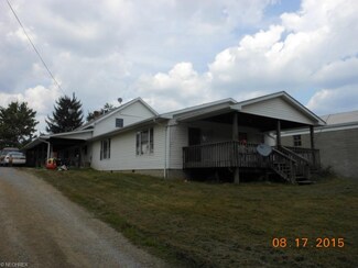 17623 Easton Rd, Salesville, OH 43778