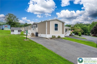 120 Duke St, Walnutport, PA 18088