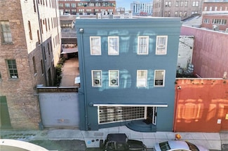 422 Notre Dame St Unit 1, New Orleans, LA 70130
