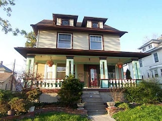 110 W College Ave, Woodville, OH 43469