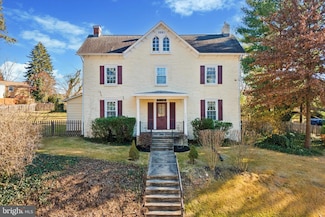 8201 New Second St, Elkins Park, PA 19027