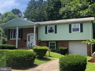 4508 Kaiser Ct, Woodbridge, VA 22193