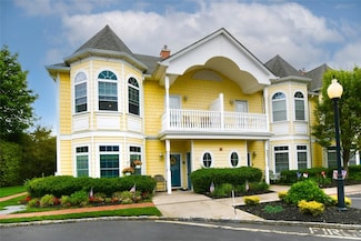 802 Emily Dr, Patchogue, NY 11772