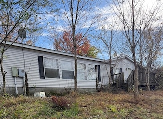 1624 Rock Bridge Rd, Bethpage, TN 37022