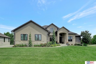 2020 Ridgeline Dr, Lincoln, NE 68512
