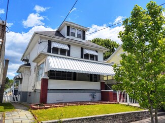 735 E Locust St, Scranton, PA 18505