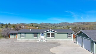 14630 Rainbow St, Hornbrook, CA 96044