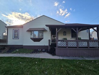 16704 Weddel St, Taylor, MI 48180