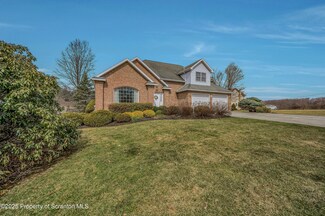 203 Sean Dr, South Abington Township, PA 18411