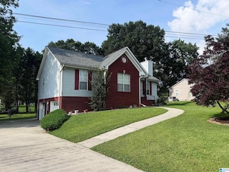 528 Park St, Gardendale, AL 35071