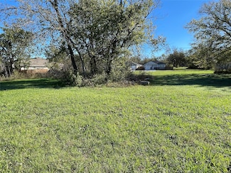 1507 Clark St, Greenville, TX 75401