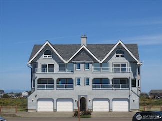 1599 E Ocean Shores Blvd SW Unit 2, Ocean Shores, WA 98569